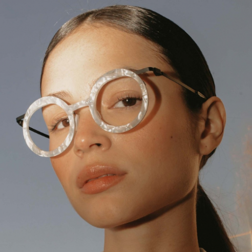 Créatrice de lunettes opticien Clin d'Oeil